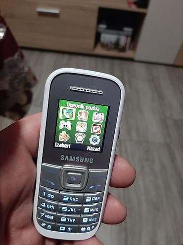 Samsung Gte 1200 ispravan telefon radi na sve mreze baterija odlicna na lalafo.rs — 2 Samsung Gte 1200 ispravan telefon radi na sve mreze baterija odlicna — 2