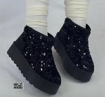 Ženske zimske čizmice sa platformom i šljokicama. Obuvene samo jednom na lalafo.rs — 3 Ženske zimske čizmice sa platformom i šljokicama. Obuvene samo jednom — 3