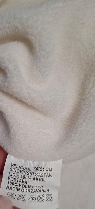 Kapa za devojčice
Veličina obim glave 50/52 cm
Cena 300 din na lalafo.rs — 3 Kapa za devojčice
Veličina obim glave 50/52 cm
Cena 300 din — 3