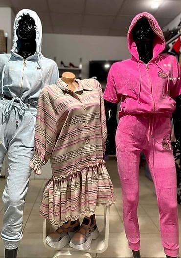 Women's Sweatsuits: Trodelna trenerka
savrsena
uvoz turska
vrhunski pliš
vel s m l at lalafo.rs — 4 Women's Sweatsuits: Trodelna trenerka
savrsena
uvoz turska
vrhunski pliš
vel s m l — 4