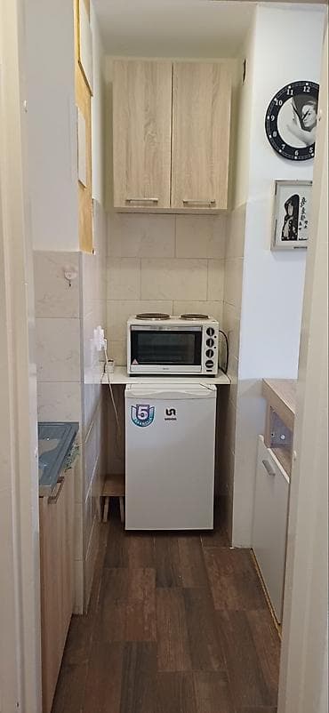 Izdavanje garsonjere Zemun, Marije Bursać,4. sprat,24 kvadrata at lalafo.rs — 9 Izdavanje garsonjere Zemun, Marije Bursać,4. sprat,24 kvadrata — 9