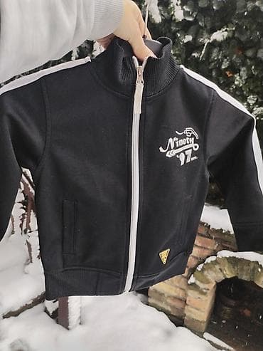 Gornji deo trenerke za decake vel 104,,super ocuvan na lalafo.rs Gornji deo trenerke za decake vel 104,,super ocuvan