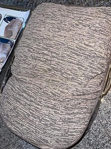 Prekrivači za trosed,dvosed i fotelju bez karnera Cena kompleta 5000 na lalafo.rs — 4 Prekrivači za trosed,dvosed i fotelju bez karnera Cena kompleta 5000 — 4