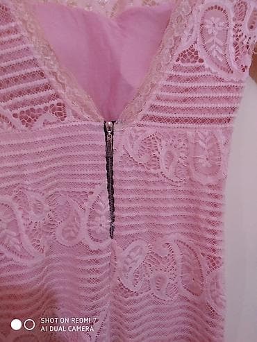 Prelepa roze haljina vl M /38 nošena svega 3 puta elegantna i na lalafo.rs — 7 Prelepa roze haljina vl M /38 nošena svega 3 puta elegantna i — 7