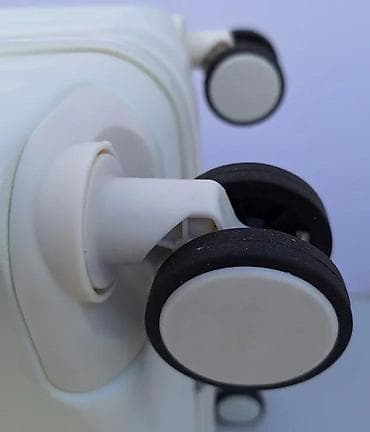 Watches: Ručni kofer Cinnamoroll – tvrdi ABS - Dizajn: krem bela školjka sa at lalafo.rs — 3 Watches: Ručni kofer Cinnamoroll – tvrdi ABS - Dizajn: krem bela školjka sa — 3