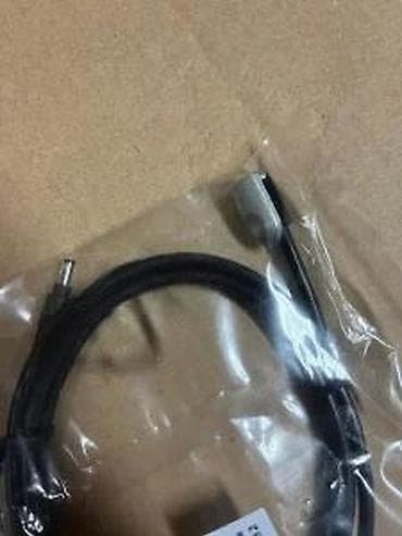 kom sa etiketom: Dell HH932 / 0HH932 LED Status Indicator Light Cable – dužina 2 ft at lalafo.rs — 6 kom sa etiketom: Dell HH932 / 0HH932 LED Status Indicator Light Cable – dužina 2 ft — 6