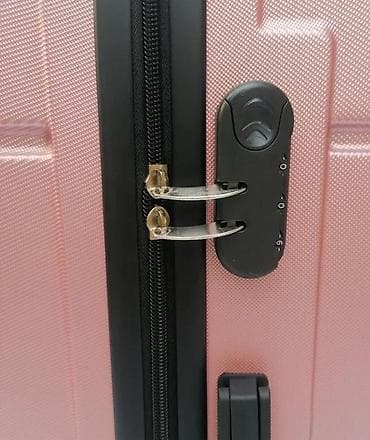 dve suknje po: Tvrdi kofer na točkiće – ružičasto-zlatni (rose gold) - Materijal at lalafo.rs — 3 dve suknje po: Tvrdi kofer na točkiće – ružičasto-zlatni (rose gold) - Materijal — 3