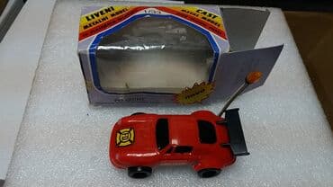 Autići: Prodajem model igračku Porsche, velicine 1/33 (135 x 60x 50mm) na lalafo.rs — 1 Autići: Prodajem model igračku Porsche, velicine 1/33 (135 x 60x 50mm) — 1