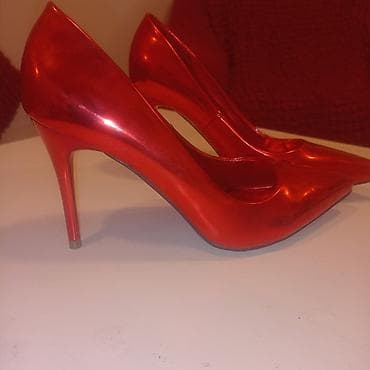 Crvene salonke sa visokom štiklom – sjajni, metalik finiš - Model na lalafo.rs — 5 Crvene salonke sa visokom štiklom – sjajni, metalik finiš - Model — 5