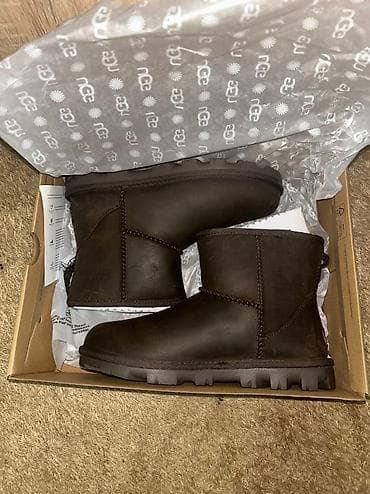 Ugg obuća 38, bоја - Braon na lalafo.rs — 2 Ugg obuća 38, bоја - Braon — 2