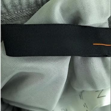 Suknja marc cain, vel. M/n4 marka: marc cain veličina: m/n4 na lalafo.rs — 5 Suknja marc cain, vel. M/n4 marka: marc cain veličina: m/n4 — 5