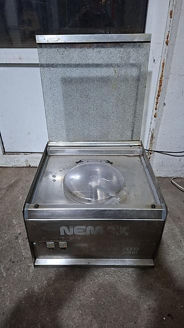 Profesionalna mašina za sladoled – Nemox Gelato Pro 3000 - Model na lalafo.rs — 2 Profesionalna mašina za sladoled – Nemox Gelato Pro 3000 - Model — 2
