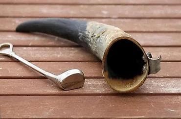 Other: Antique French bivolji rog - Rustikalni držač za brus 30 cm!. Vintage at lalafo.rs — 4 Other: Antique French bivolji rog - Rustikalni držač za brus 30 cm!. Vintage — 4
