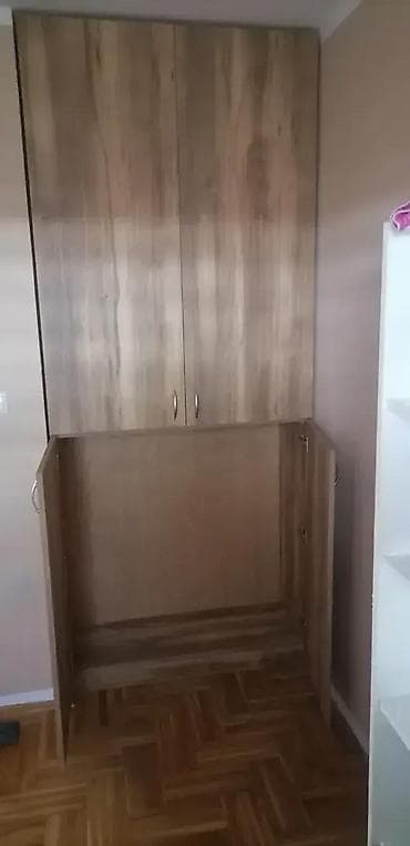Furniture: Ormar 41 📌 Specifikacije: Materijal: Univer ploča Debljina: 18 mm at lalafo.rs — 4 Furniture: Ormar 41 📌 Specifikacije: Materijal: Univer ploča Debljina: 18 mm — 4
