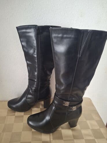 High boots, 39 at lalafo.rs High boots, 39