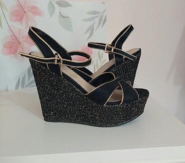 Duki Daso sandale na platformu Odlicno stanje Veoma lagane i udobne na lalafo.rs — 1 Duki Daso sandale na platformu Odlicno stanje Veoma lagane i udobne — 1