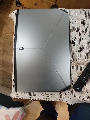 Gaming laptop Alienware 17 R2 - Ekran: 17 inča - Procesor: Intel Core at lalafo.rs — 2 Gaming laptop Alienware 17 R2 - Ekran: 17 inča - Procesor: Intel Core — 2