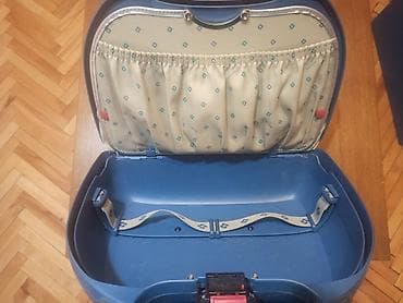 pantalone butiku ali: Izuzetno kvalitetan "SAMSONITE" neseser sa dosta pregrada. Spoljašnost na lalafo.rs — 5 pantalone butiku ali: Izuzetno kvalitetan "SAMSONITE" neseser sa dosta pregrada. Spoljašnost — 5