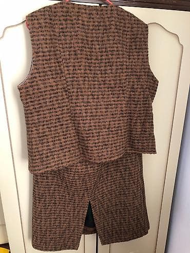 Nova suknja sa prslukom od vunenog materijala, postavljeno na lalafo.rs — 2 Nova suknja sa prslukom od vunenog materijala, postavljeno — 2