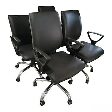 Furniture: Stolovi i stolice za kancelariju ili radni prostor Očuvani i at lalafo.rs — 3 Furniture: Stolovi i stolice za kancelariju ili radni prostor Očuvani i — 3