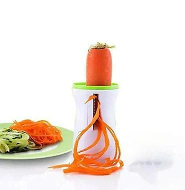 Spiralni ručni secko 🥕🥒 Brzo i lako pravite savršene spirale od na lalafo.rs — 1 Spiralni ručni secko 🥕🥒 Brzo i lako pravite savršene spirale od — 1