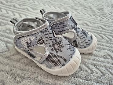 Dečje sandale/patike za bebe – siva/bela kombinacija Veličina 21-22 - na lalafo.rs — 10 Dečje sandale/patike za bebe – siva/bela kombinacija Veličina 21-22 - — 10