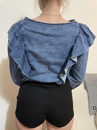 bermude teksas br: Ženska teksas bluza sa volanima. Bershka vel M. Nova at lalafo.rs — 4 bermude teksas br: Ženska teksas bluza sa volanima. Bershka vel M. Nova — 4