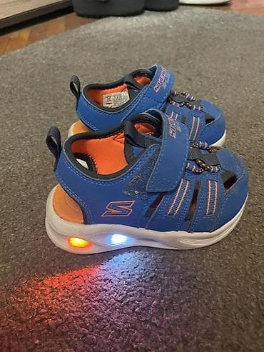 Skechers S-Lights dečje sandale/patike sa svetlećim đonom. - na lalafo.rs — 3 Skechers S-Lights dečje sandale/patike sa svetlećim đonom. - — 3