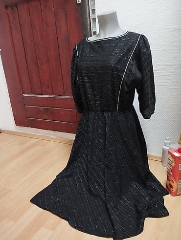 Personal Items: Duga crna haljina sa diskretnim srebrnim prugama. - Kroj: struk at lalafo.rs — 3 Personal Items: Duga crna haljina sa diskretnim srebrnim prugama. - Kroj: struk — 3