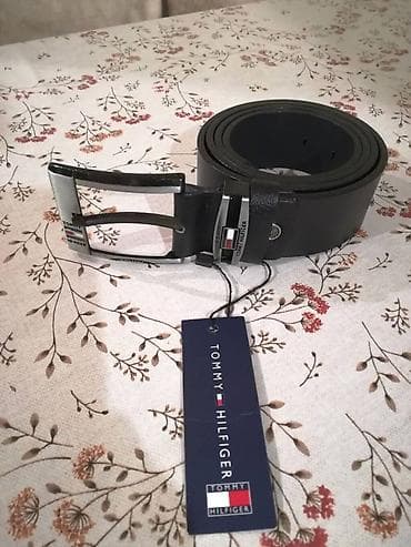 Novi muski kozni markirani kaisevi Tommy Hilfiger Dva modela. Zemlja na lalafo.rs — 8 Novi muski kozni markirani kaisevi Tommy Hilfiger Dva modela. Zemlja — 8