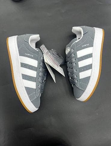 Adidas Campus patike
Novo
Brojevi 36 do 44
fb Moja Kupovina 1 na lalafo.rs — 4 Adidas Campus patike
Novo
Brojevi 36 do 44
fb Moja Kupovina 1 — 4