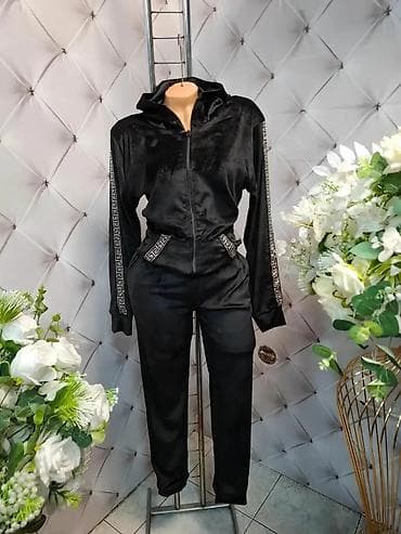 Ženski plišani trenerka komplet sa kapuljačom Više brojeva - Dvodelni at lalafo.rs — 1 Ženski plišani trenerka komplet sa kapuljačom Više brojeva - Dvodelni — 1