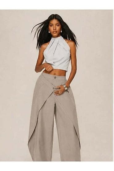 Pantalone
Cena 2600
Uni vel.
V20 na lalafo.rs Pantalone
Cena 2600
Uni vel.
V20