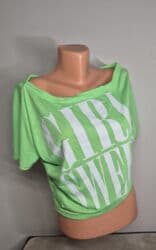 Crop top majica
Veličina univerzalna
Nije nošena ali nema etiketu na lalafo.rs Crop top majica
Veličina univerzalna
Nije nošena ali nema etiketu