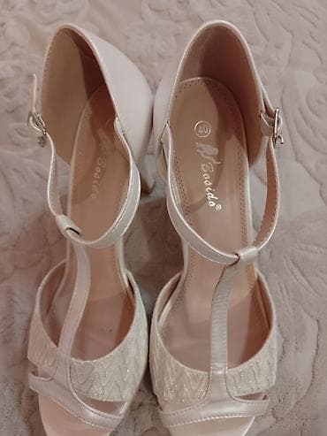 Elegantne ženske sandale sa potpeticom – model Baesida, veličina 40 na lalafo.rs — 2 Elegantne ženske sandale sa potpeticom – model Baesida, veličina 40 — 2