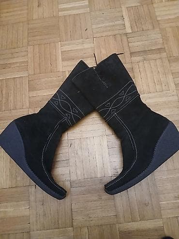 Cizme od koze prevrnute rucni rad kupljene u veneziji jednom obuvene na lalafo.rs — 2 Cizme od koze prevrnute rucni rad kupljene u veneziji jednom obuvene — 2