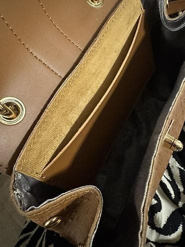 Ženska torba/ranac “Lucky Bees” – braon - Materijal: eko koža sa na lalafo.rs — 4 Ženska torba/ranac “Lucky Bees” – braon - Materijal: eko koža sa — 4