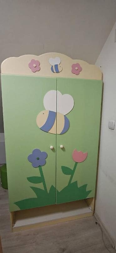 Cradles: Dečiji dvokrilni garderober sa motivima pčelice i cveća. Na prodaju at lalafo.rs — 8 Cradles: Dečiji dvokrilni garderober sa motivima pčelice i cveća. Na prodaju — 8