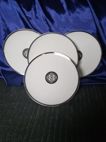 Tanjiri novi HM,klasik kolekcija porcelanski. Plitki tanjiri,sve na na lalafo.rs Tanjiri novi HM,klasik kolekcija porcelanski. Plitki tanjiri,sve na