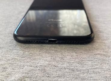 Iphone XR 256Gb Black Telefon odlično očuvan, sa sitnim tragovima na lalafo.rs — 5 Iphone XR 256Gb Black Telefon odlično očuvan, sa sitnim tragovima — 5