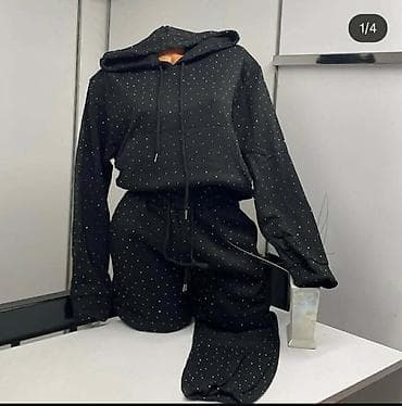 Women's Sweatsuits: Ženski komplet trenerke sa kapuljačom – M,L,xl,2Xl at lalafo.rs — 3 Women's Sweatsuits: Ženski komplet trenerke sa kapuljačom – M,L,xl,2Xl — 3