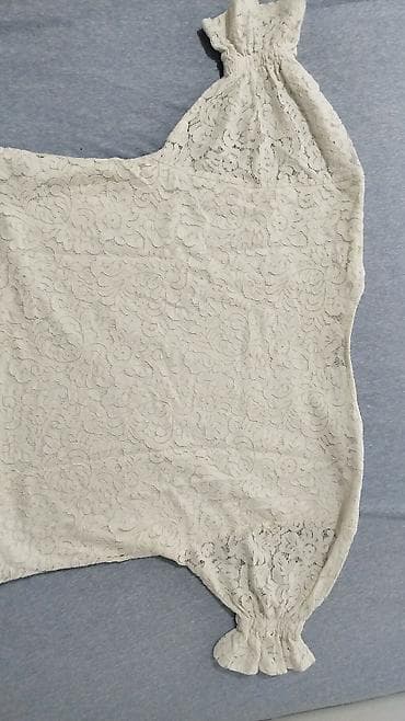 Zara Woman Basic Collection čipkana bluza - Model: bela/ekru čipkana na lalafo.rs — 2 Zara Woman Basic Collection čipkana bluza - Model: bela/ekru čipkana — 2