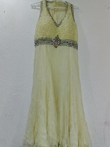 dve suknje po: Elegantna svečana haljina u svetložutoj/šampanj nijansi. - Gornji at lalafo.rs — 1 dve suknje po: Elegantna svečana haljina u svetložutoj/šampanj nijansi. - Gornji — 1