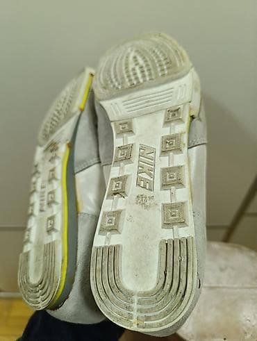 Nike patike unutrasnje gaziste 26 cm na lalafo.rs — 5 Nike patike unutrasnje gaziste 26 cm — 5