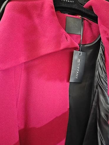 Jackets, Coats, Vests: Prodajem Tiffany dugacak kaput u ciklama boji. nov ne at lalafo.rs — 3 Jackets, Coats, Vests: Prodajem Tiffany dugacak kaput u ciklama boji. nov ne — 3