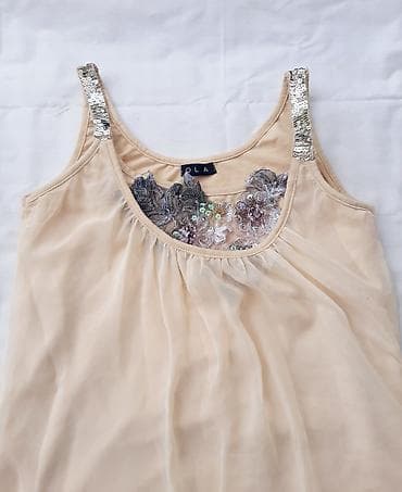 kom sa etiketom: Majica na bretele sa cirkonima Nekorisceno bez etikete. Majica na at lalafo.rs — 4 kom sa etiketom: Majica na bretele sa cirkonima Nekorisceno bez etikete. Majica na — 4