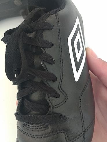 Umbro kopačke za fudbal na travi (FG) - Model sa fiksnim kramponima at lalafo.rs — 5 Umbro kopačke za fudbal na travi (FG) - Model sa fiksnim kramponima — 5