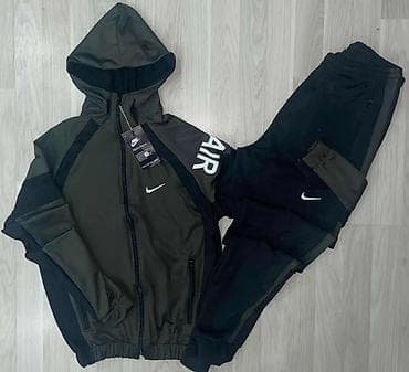 Muška trenerka – komplet dukserica sa kapuljačom i donji deo - Model na lalafo.rs — 3 Muška trenerka – komplet dukserica sa kapuljačom i donji deo - Model — 3