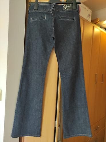 pantalone butiku ali: Farmerice u odlicnom stanju, jednom nosene. Velicina 29 na lalafo.rs — 2 pantalone butiku ali: Farmerice u odlicnom stanju, jednom nosene. Velicina 29 — 2