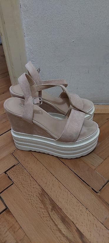 Nove sandale jako udobne i visoke broj 36 na lalafo.rs — 2 Nove sandale jako udobne i visoke broj 36 — 2